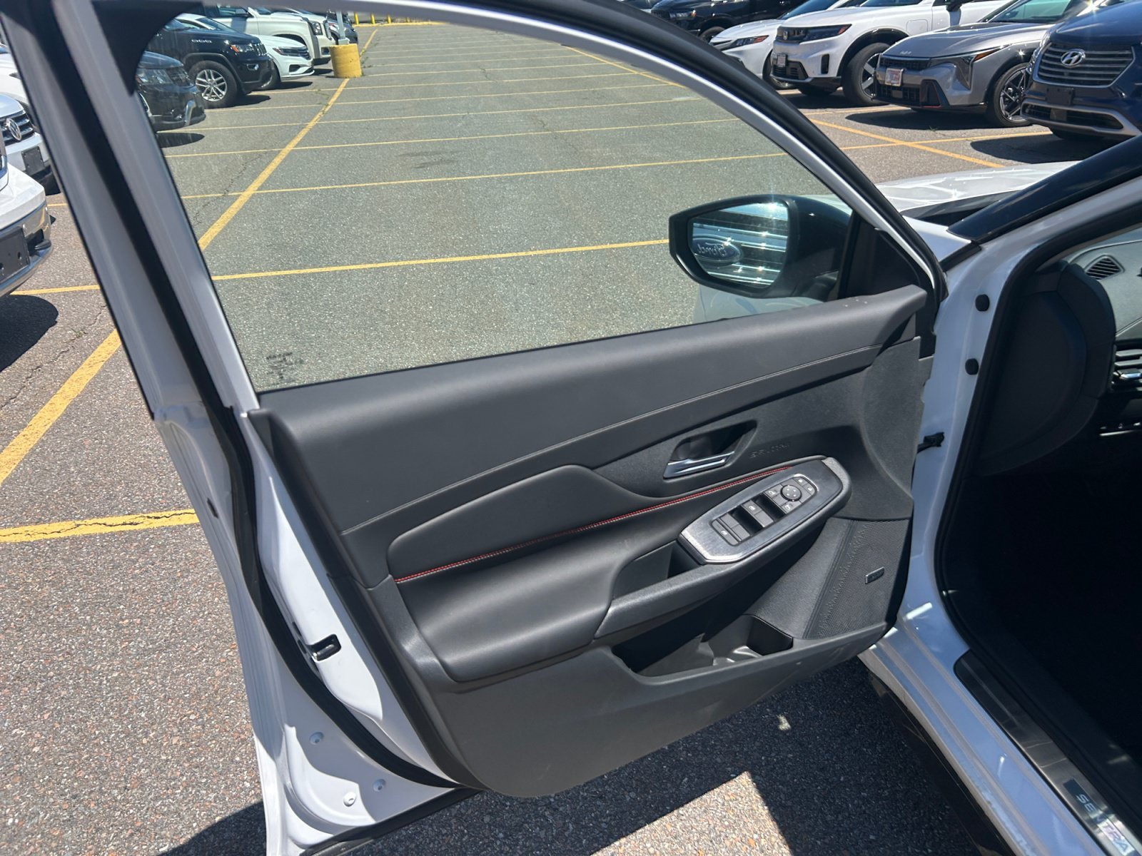 2026 Nissan Sentra SR - Photo 27