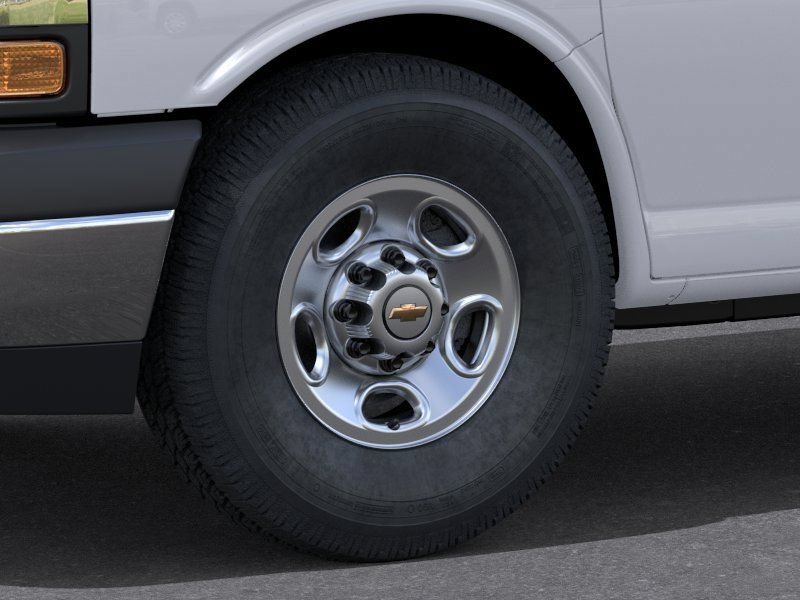 2026 Chevrolet Express Cargo Work Van - Photo 9