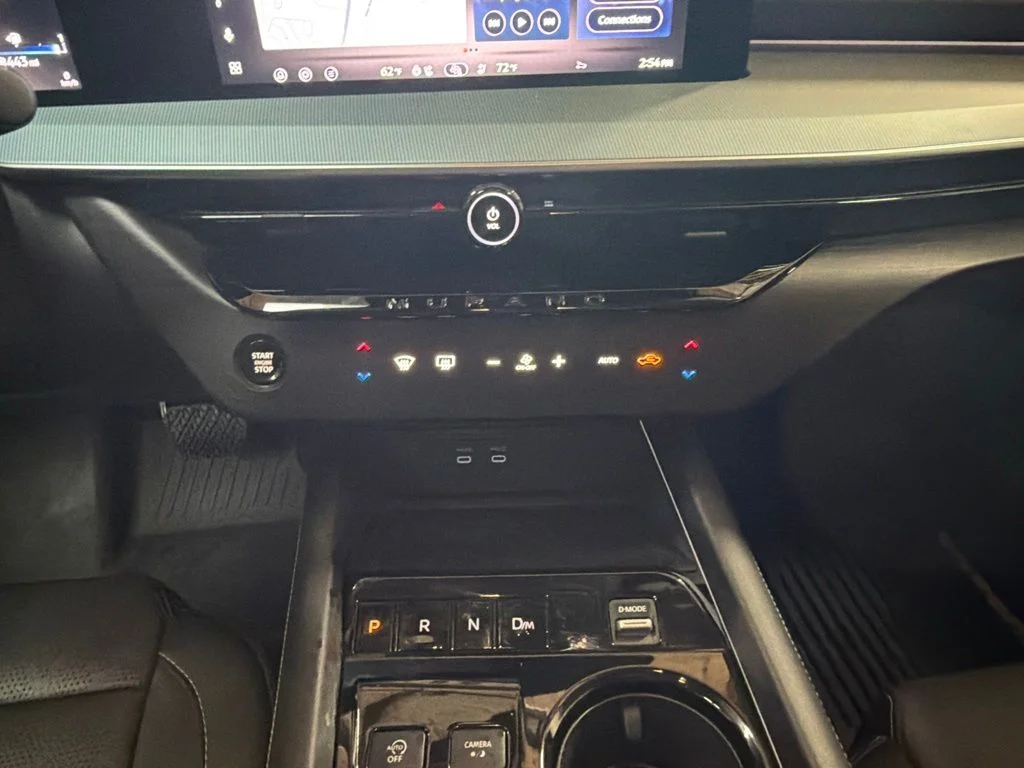 Used 2025 Scarlet Ember Tintcoat Nissan Platinum image 20
