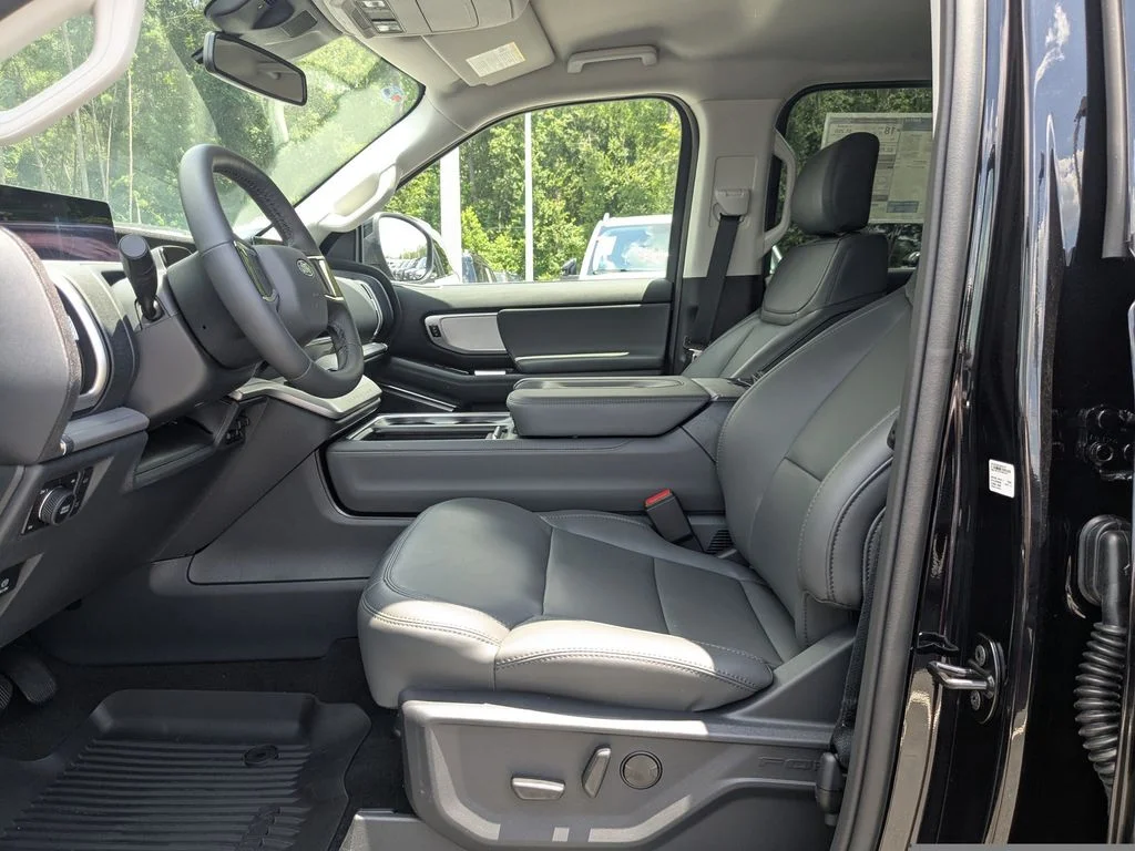 New 2026 Agate Black Metallic Ford Active image 14