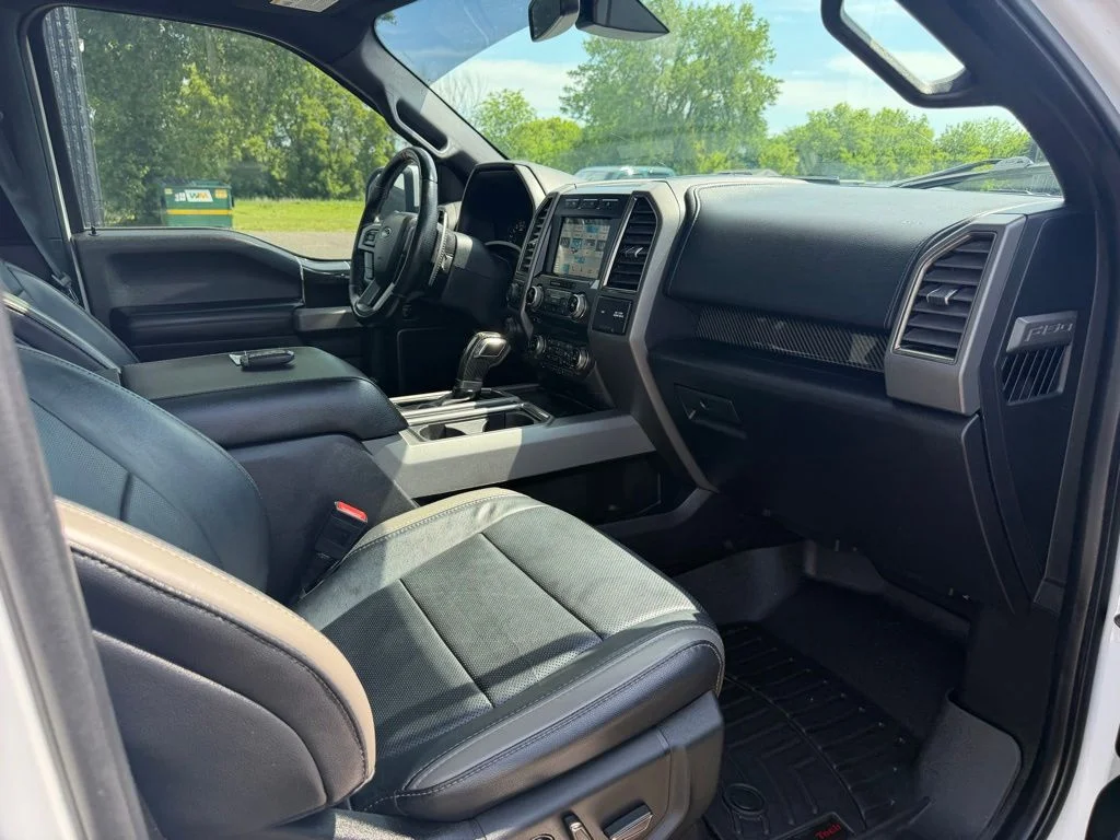 Used 2018  Ford Raptor image 31