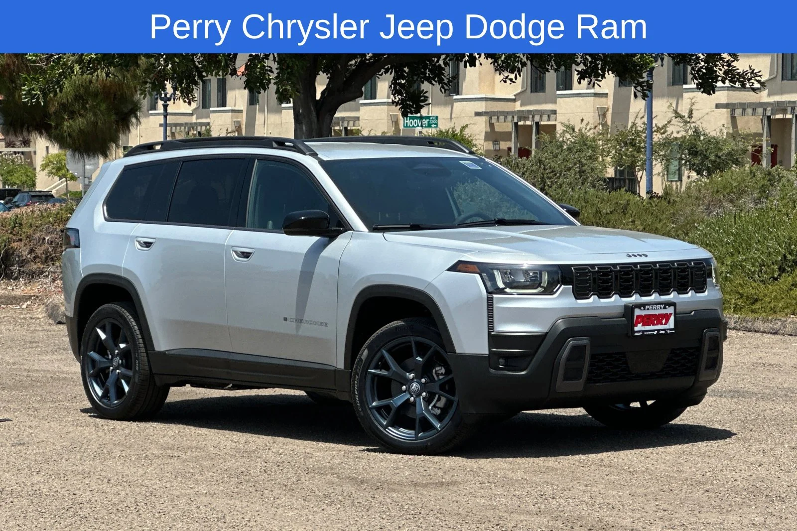 New 2026 Silver Zynith Clear-Coat Exterior Paint Jeep Laredo image 1
