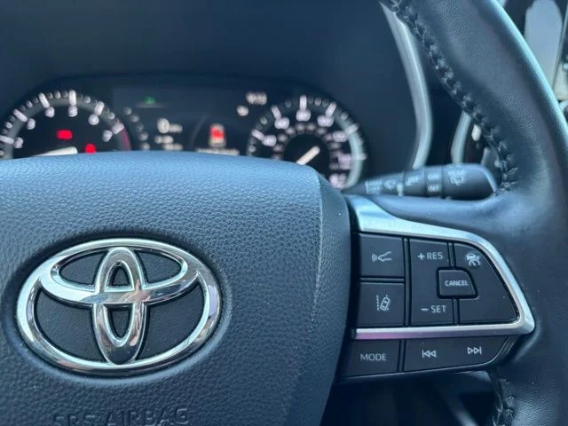 Used 2021 Blue Toyota XLE image 26