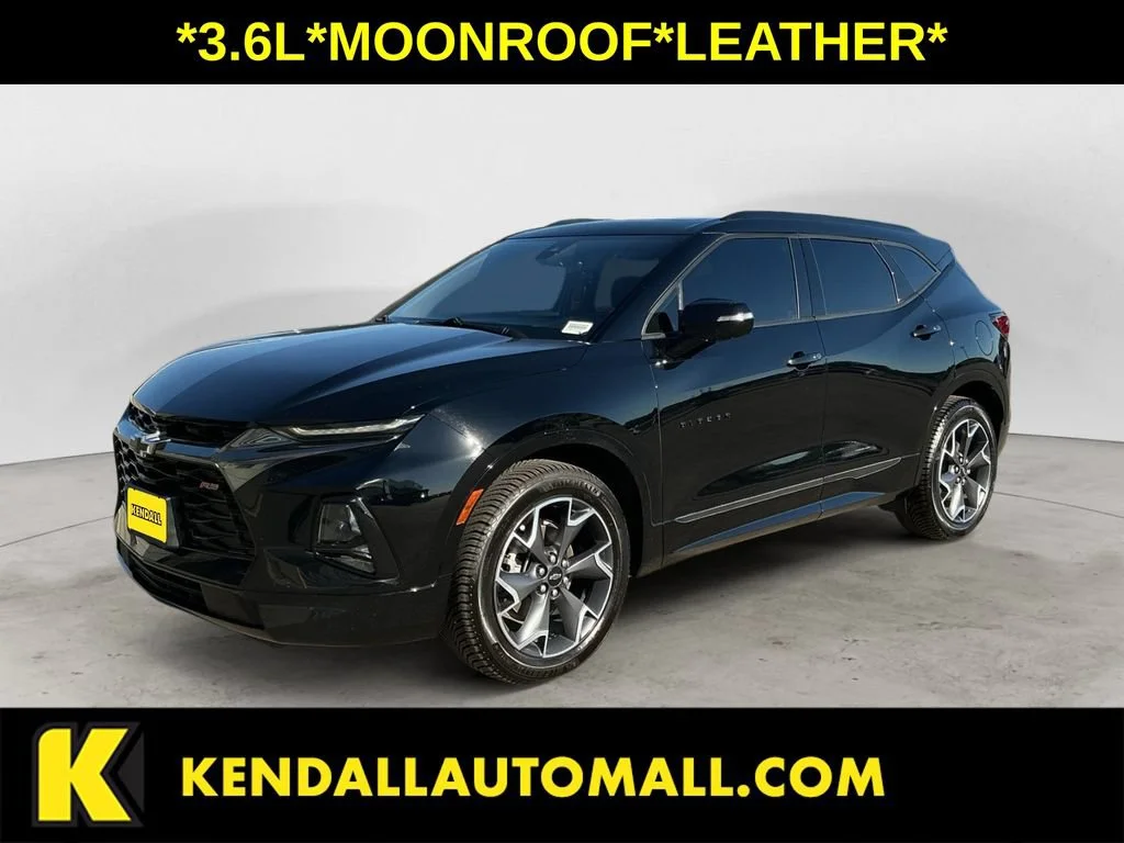 Used 2022 Black Chevrolet RS image 1
