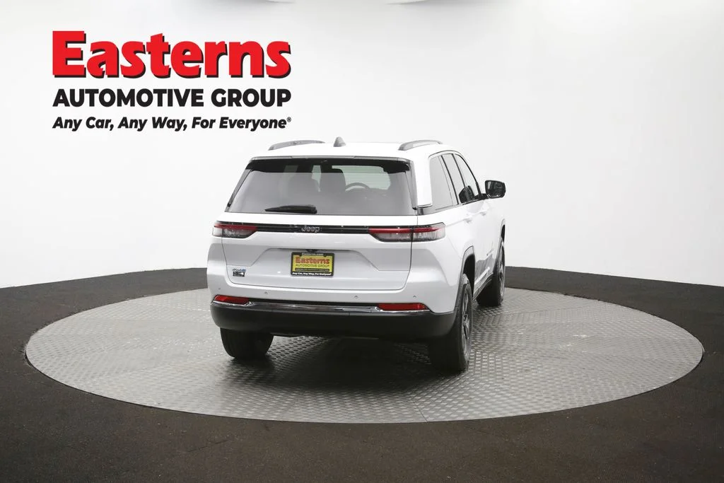 Used 2022 White Jeep 4xe image 42