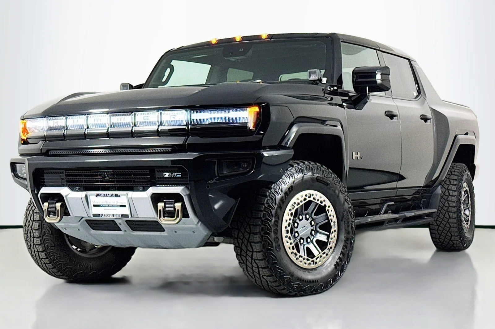 2024 GMC Hummer EV 3X's photo