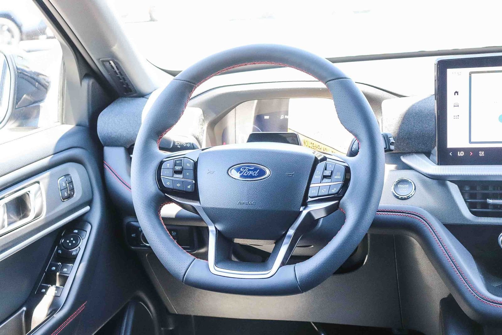 New 2026 Agate Black Metallic Ford ST-Line image 15