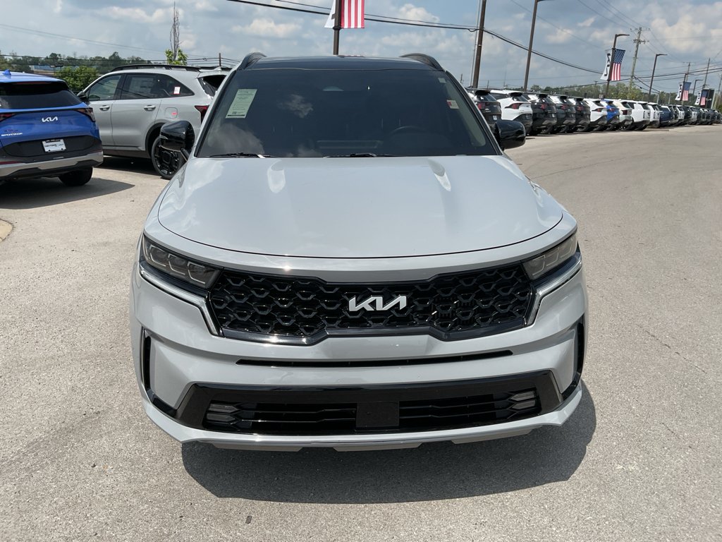 Used 2022 Wolf Gray Kia SX image 3