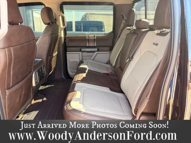 Used 2019 Agate Black Metallic Ford Limited image 9
