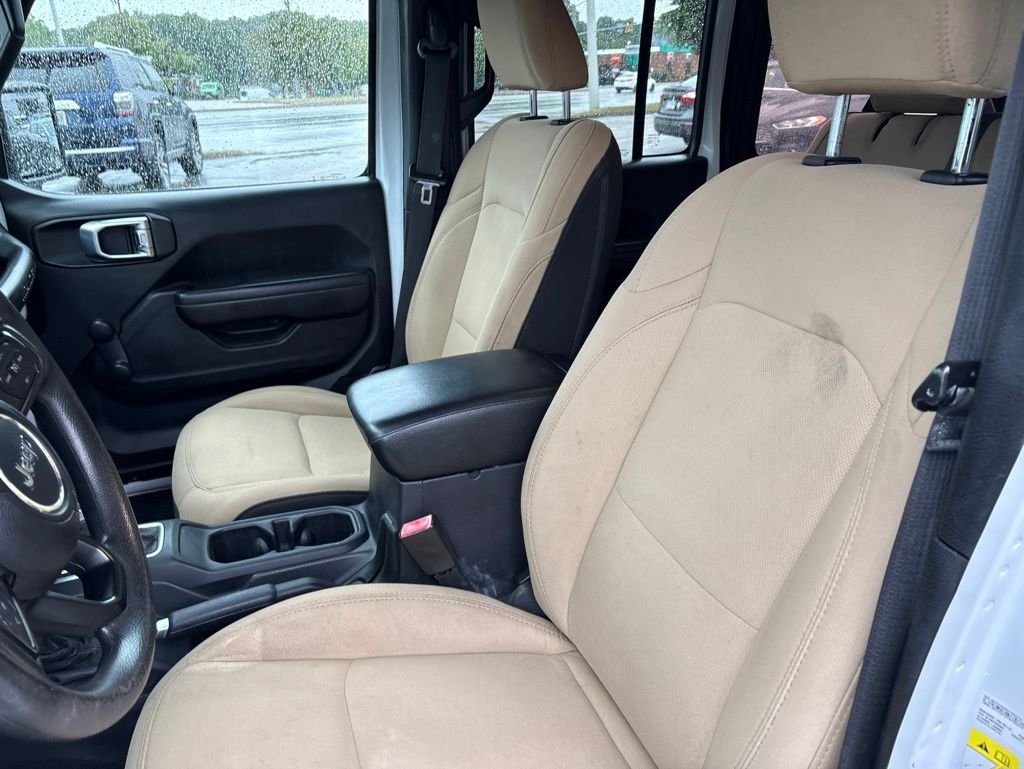 Used 2019 White Jeep Unlimited Sport image 15