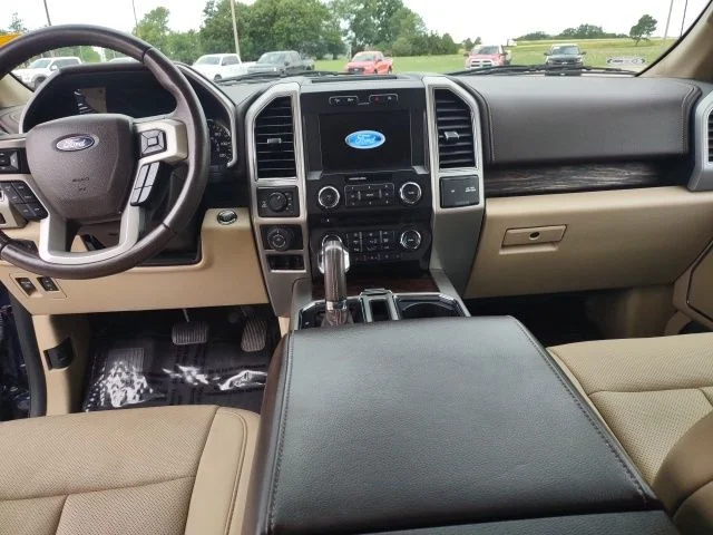 Used 2018 Blue Jeans Metallic Ford Lariat image 14