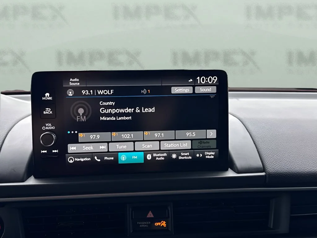 Used 2025 Red Honda Touring image 18