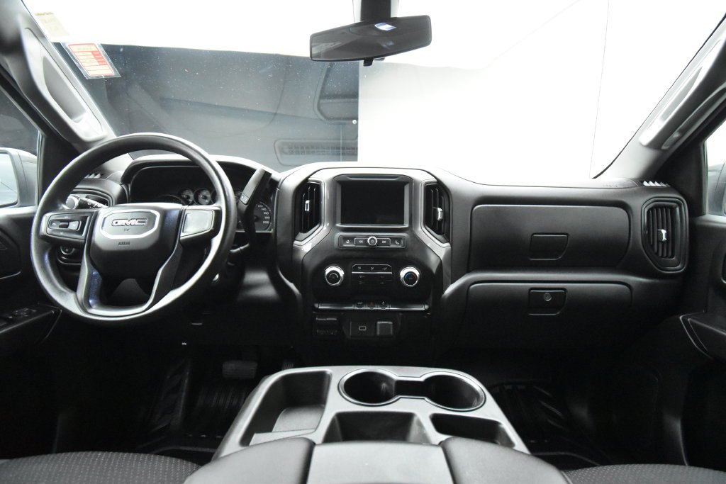 Used 2019 White GMC Base image 3