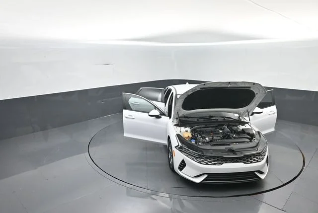 Certified Used 2023 White Pearl Kia LXS image 43