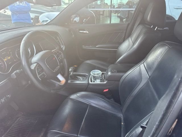 Used 2015 Black Dodge SXT image 6