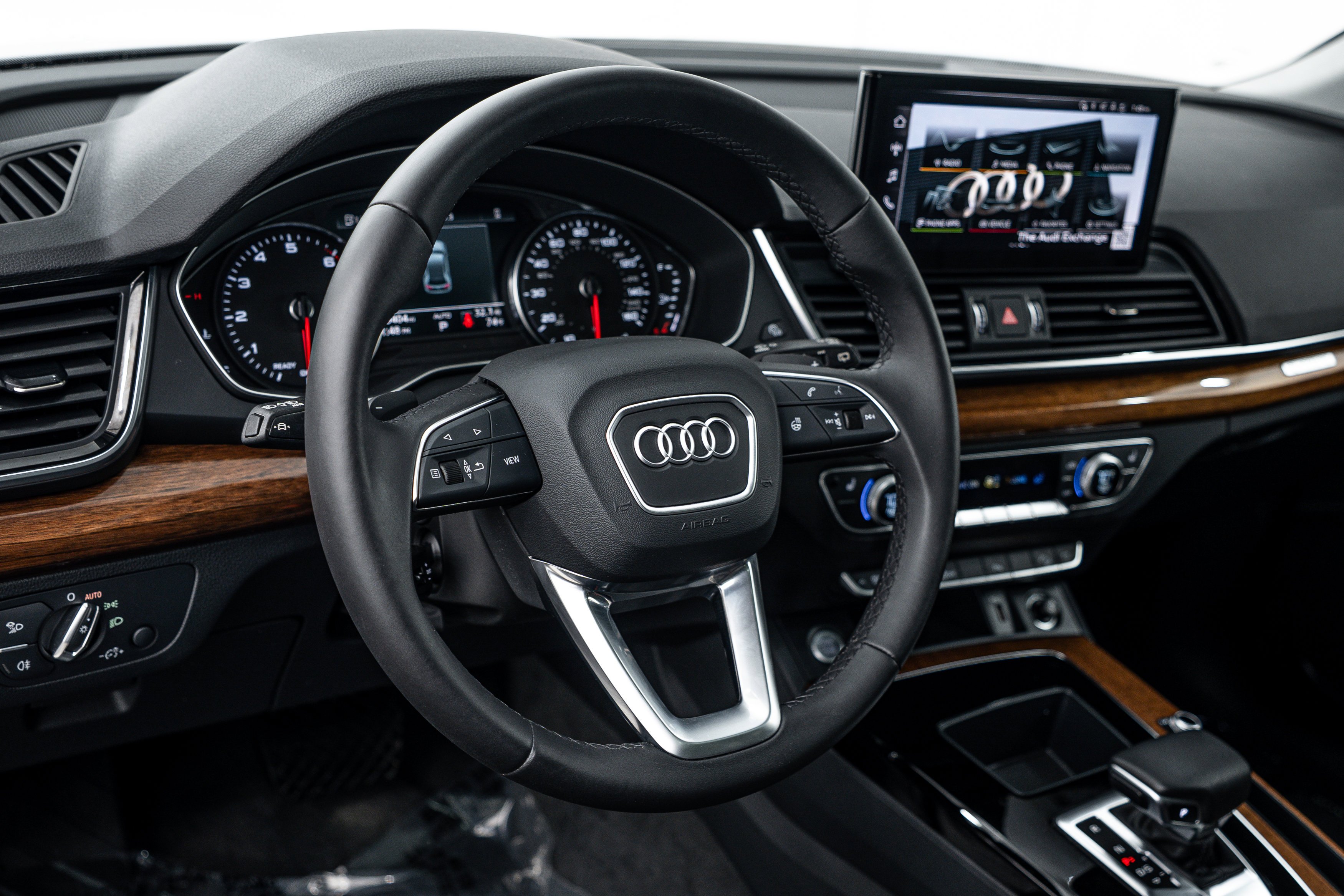 Certified Used 2023 Florett Silver Metallic Audi S line Premium image 11