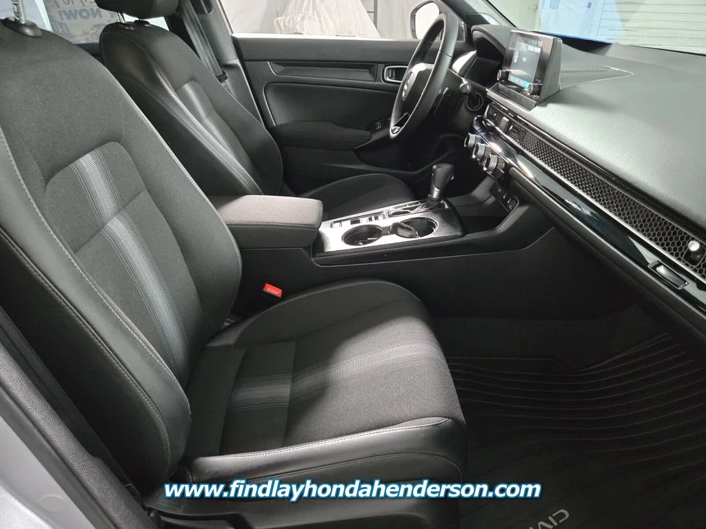 Certified Used 2025 Solar Silver Metallic Honda Sport image 20