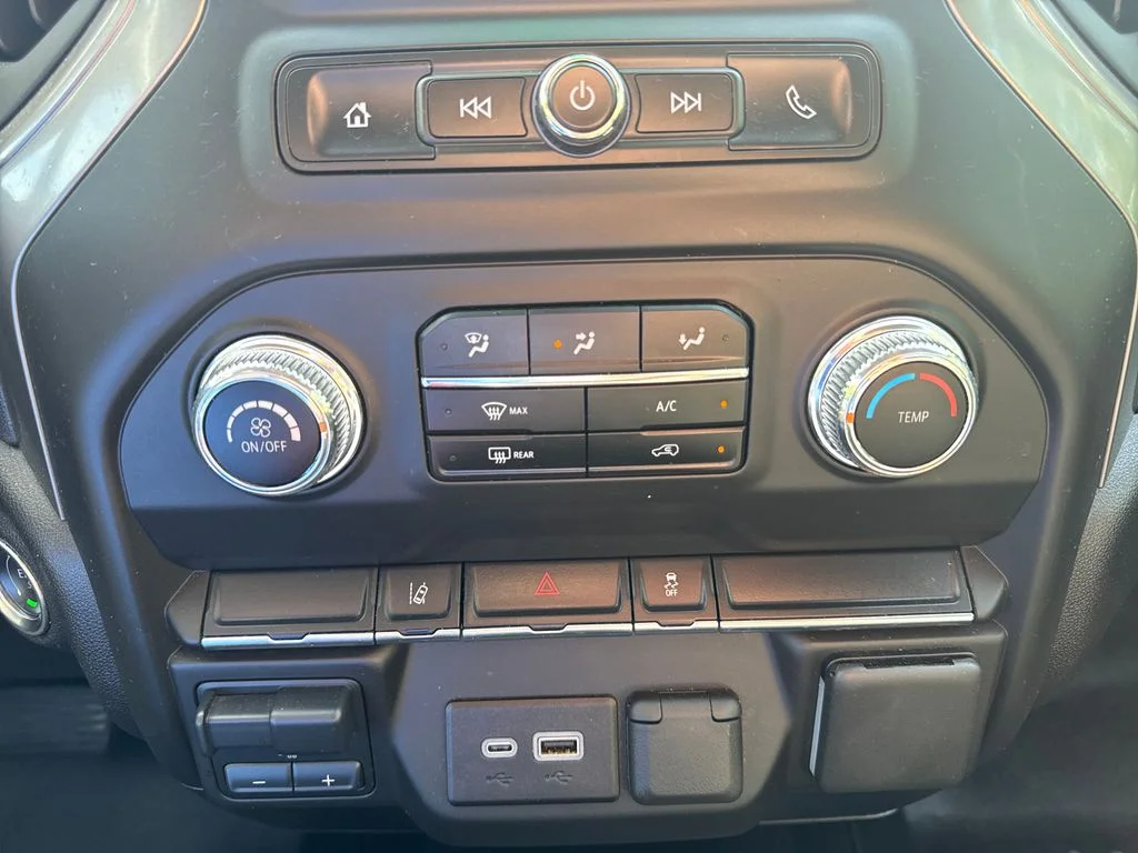Used 2025 Summit White GMC Pro image 24