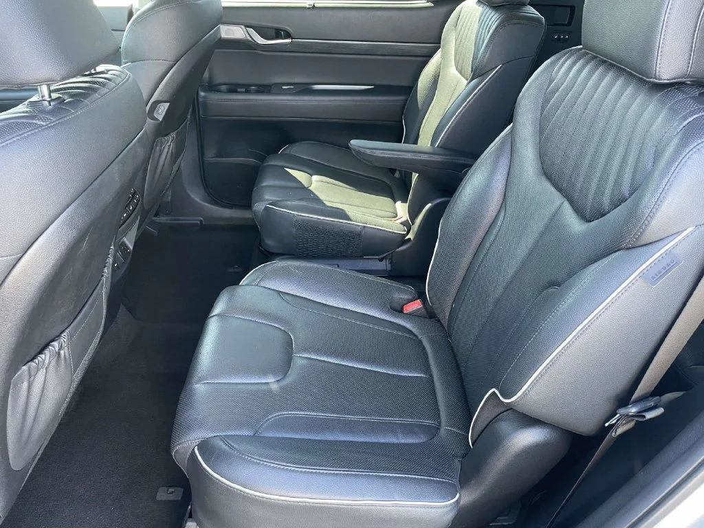 Used 2024 Silver Hyundai Limited image 12
