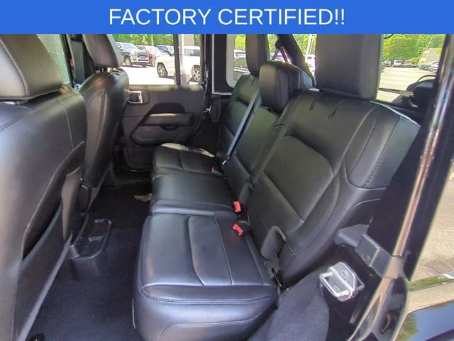Used 2022 Black Jeep Unlimited Sahara Altitude image 28
