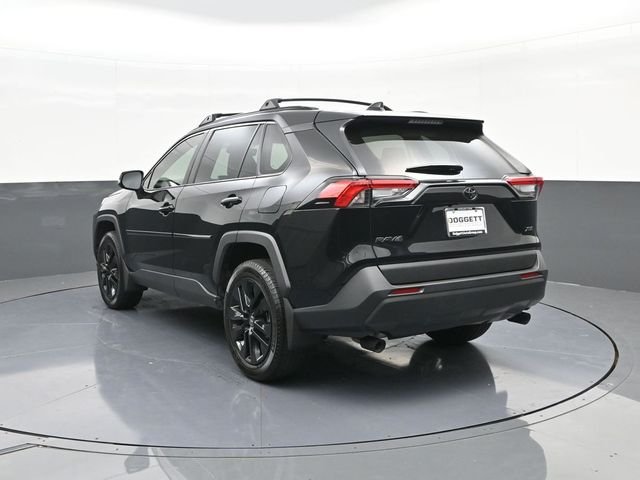 Used 2025 Black Toyota XLE Premium image 8