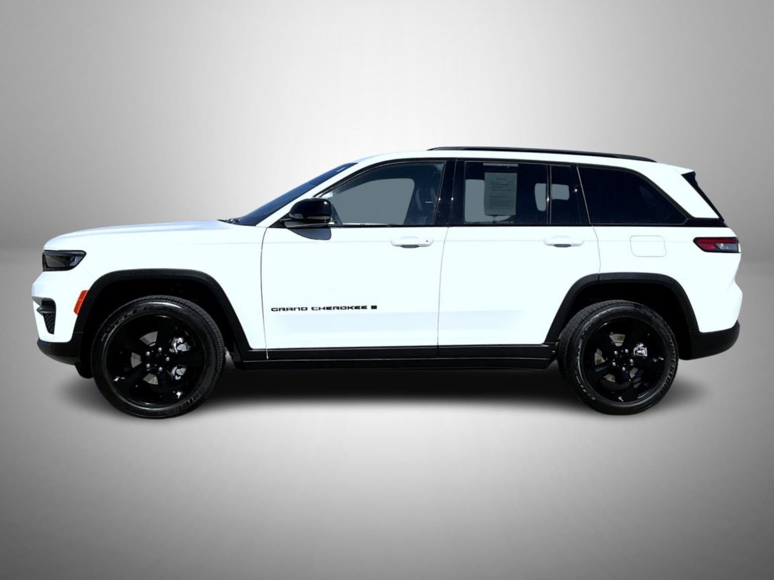 Used 2023 White Jeep Altitude X image 8