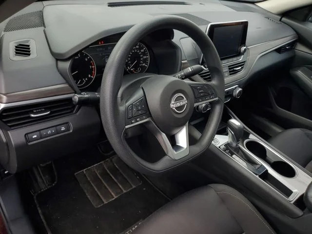 Used 2024 Red Nissan 2.5 SV image 16