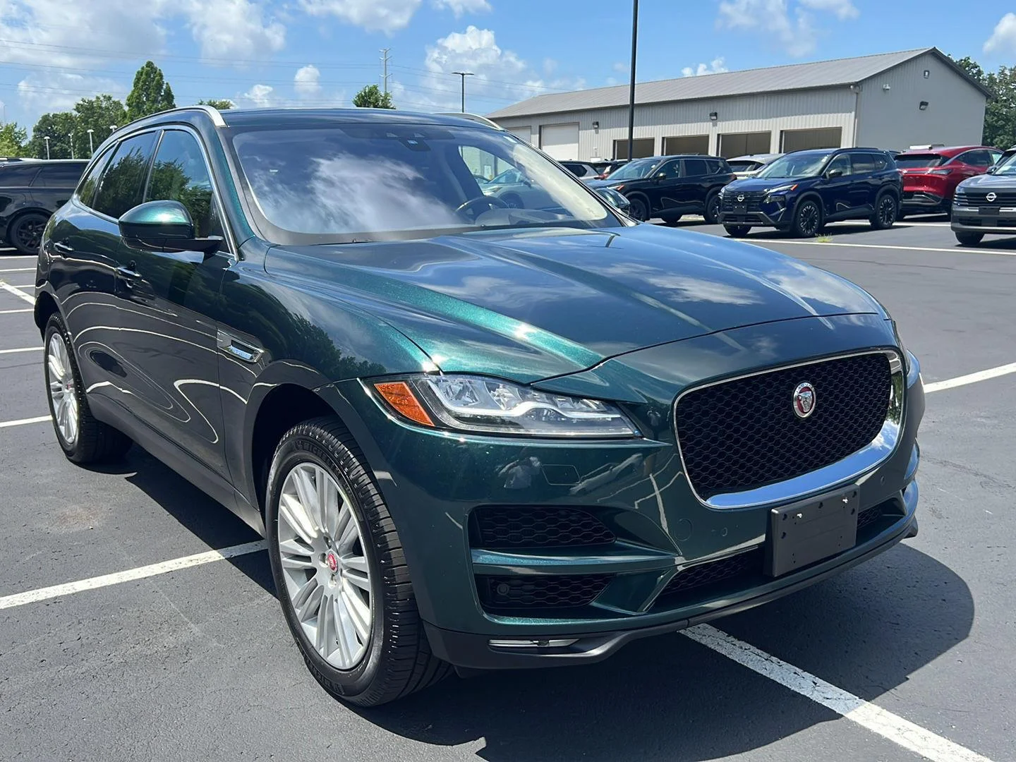 Used 2018 Yulong White Metallic Jaguar 30t Portfolio image 7