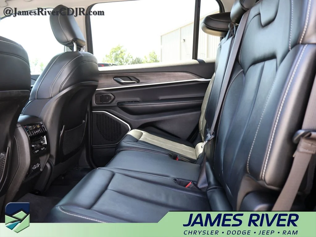 Used 2021 Gray Jeep Limited image 19