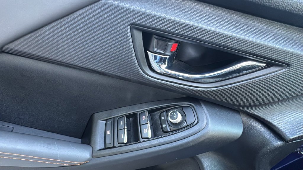 2025 Subaru Crosstrek Limited - Photo 17