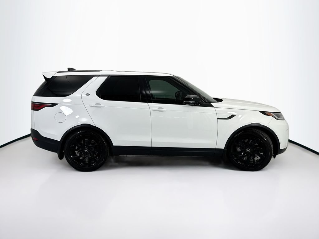 Certified Used 2025 Fuji White Land Rover S image 4