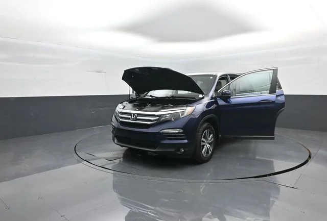 Used 2017 Blue Honda EX-L image 20