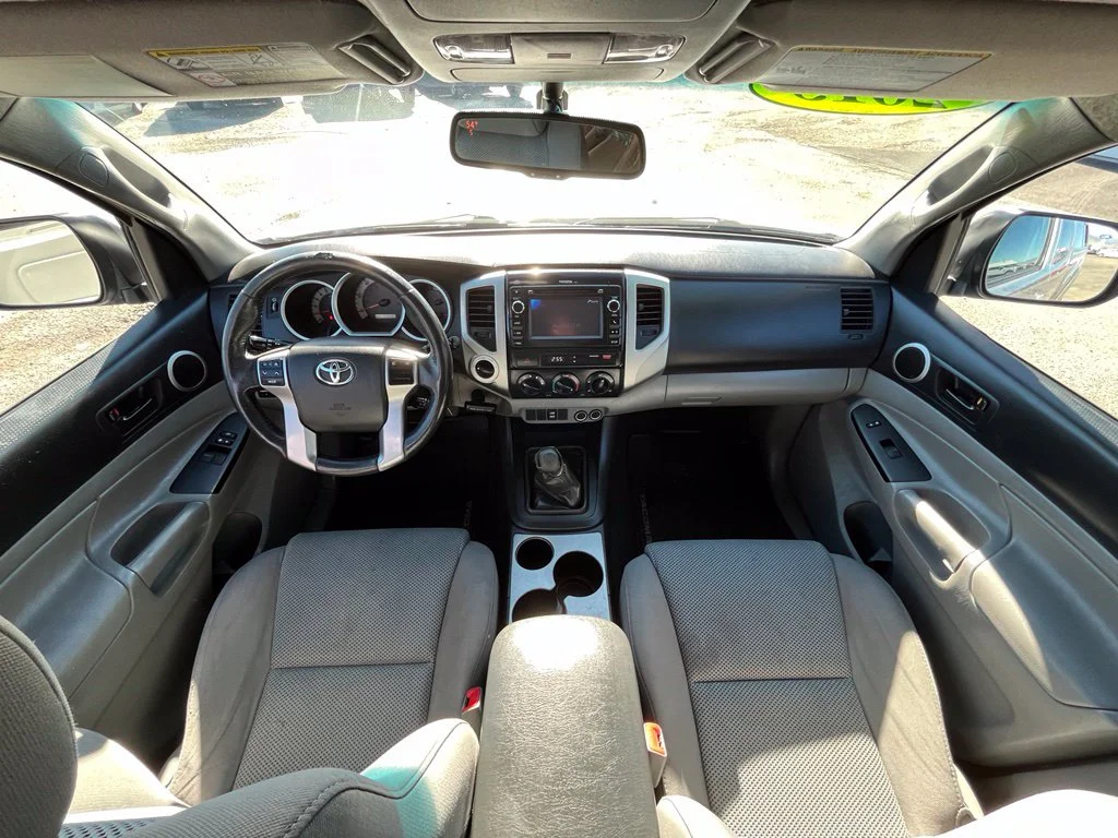 Used 2013 Silver Toyota Base image 13