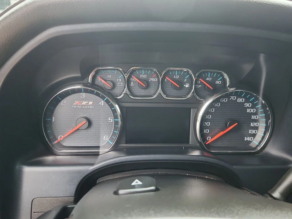 Used 2018 Silver Chevrolet LTZ image 21