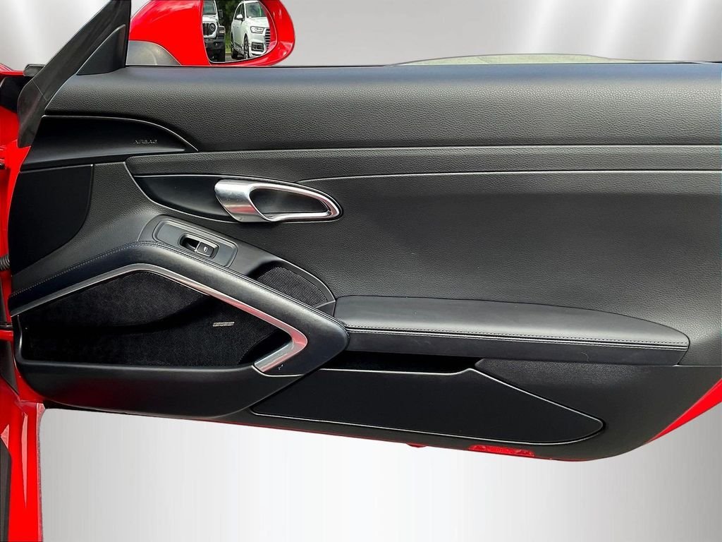Used 2015 Guards Red Porsche Carrera S image 26