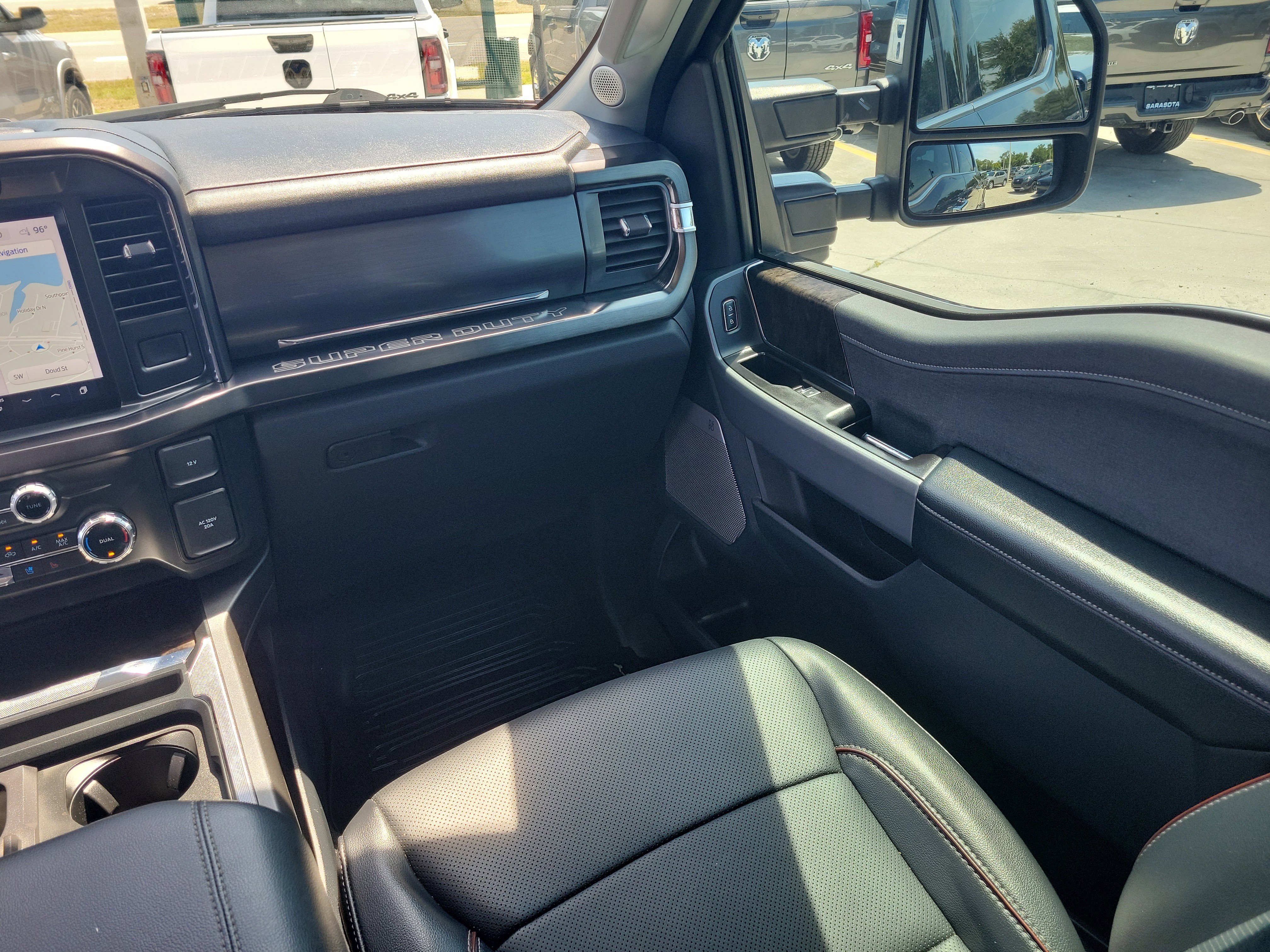 Used 2023 Blue Metallic Ford LARIAT image 16