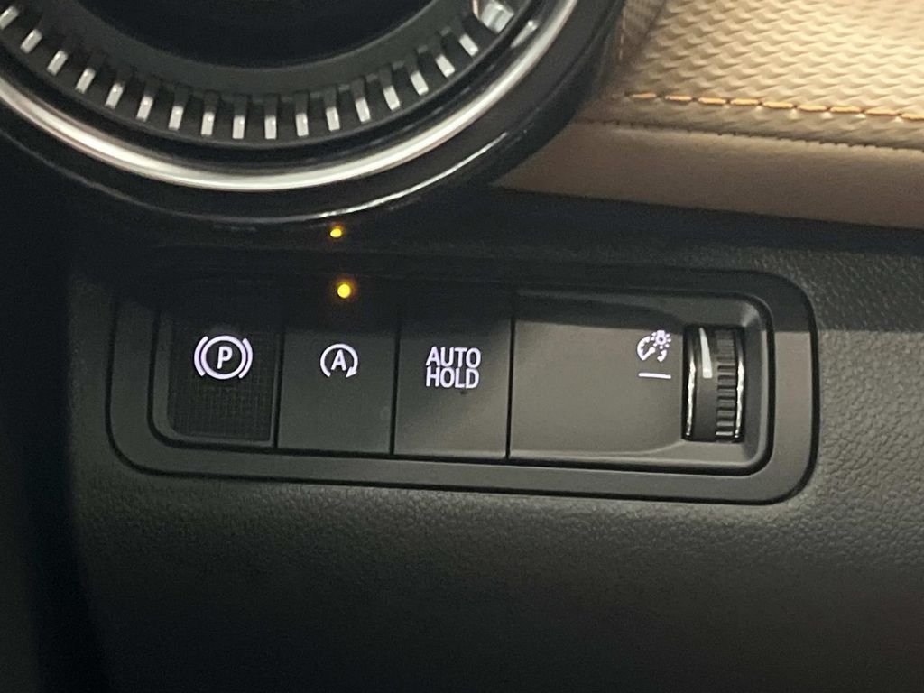 New 2027 Mosaic Black Metallic Chevrolet ACTIV image 26