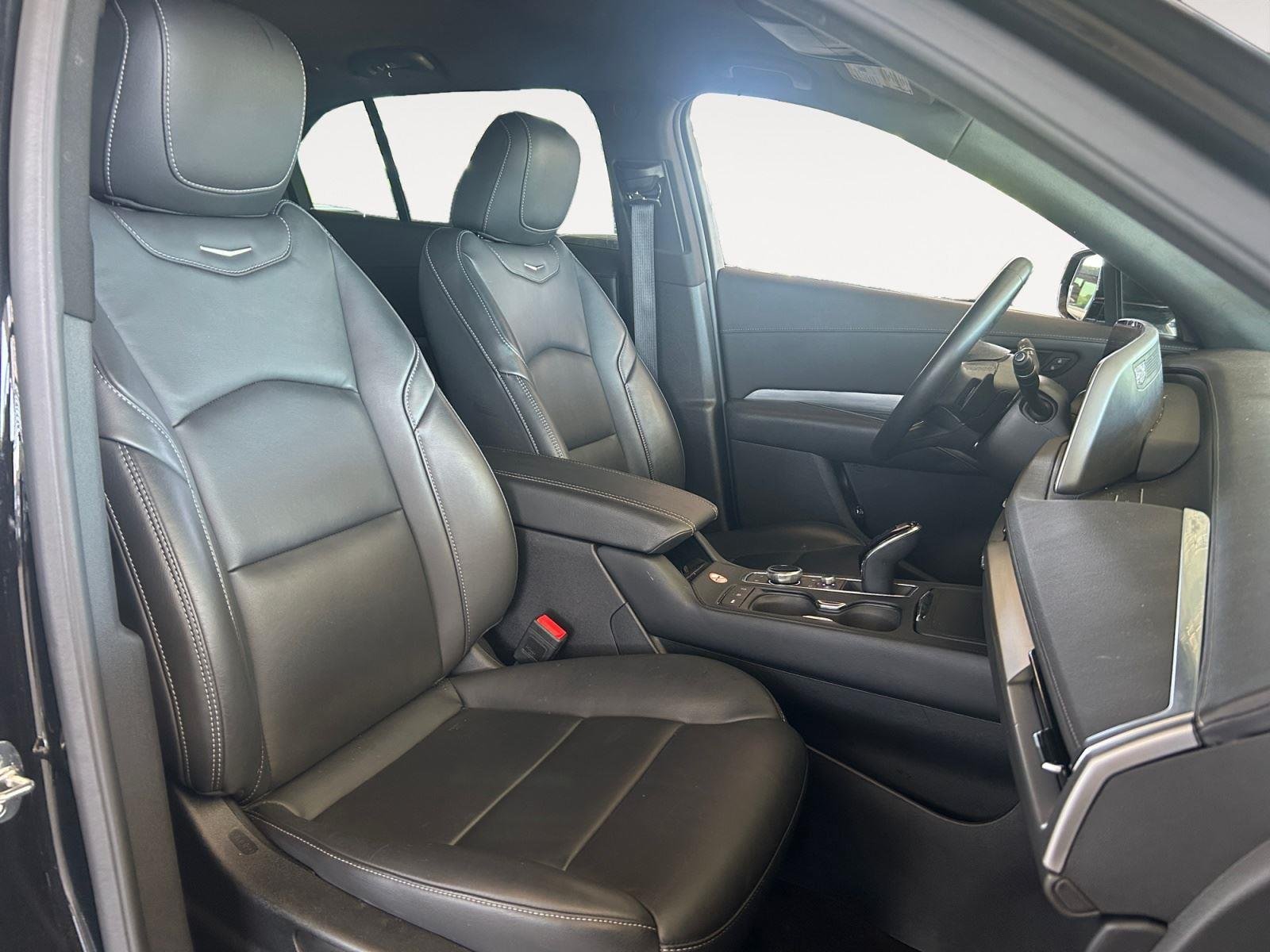 Used 2025 Stellar Black Metallic Cadillac AWD Premium Luxury image 15