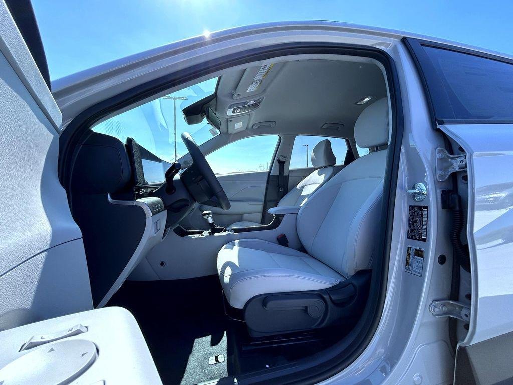 New 2027 Cyber Gray Metallic Hyundai SEL Sport AWD image 10