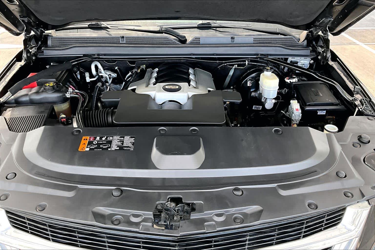 Used 2019 Manhattan Noir Metallic Cadillac Luxury image 32