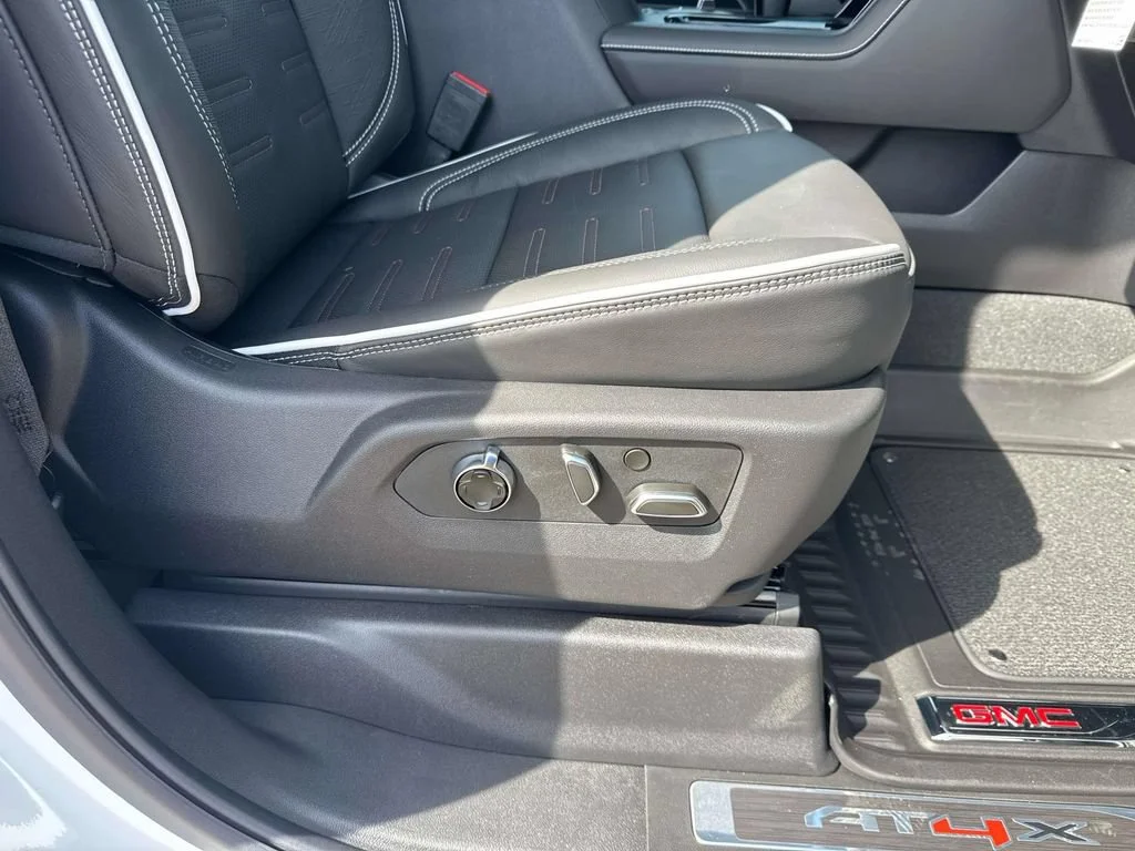 2026 GMC Sierra 1500 AT4X - Photo 29