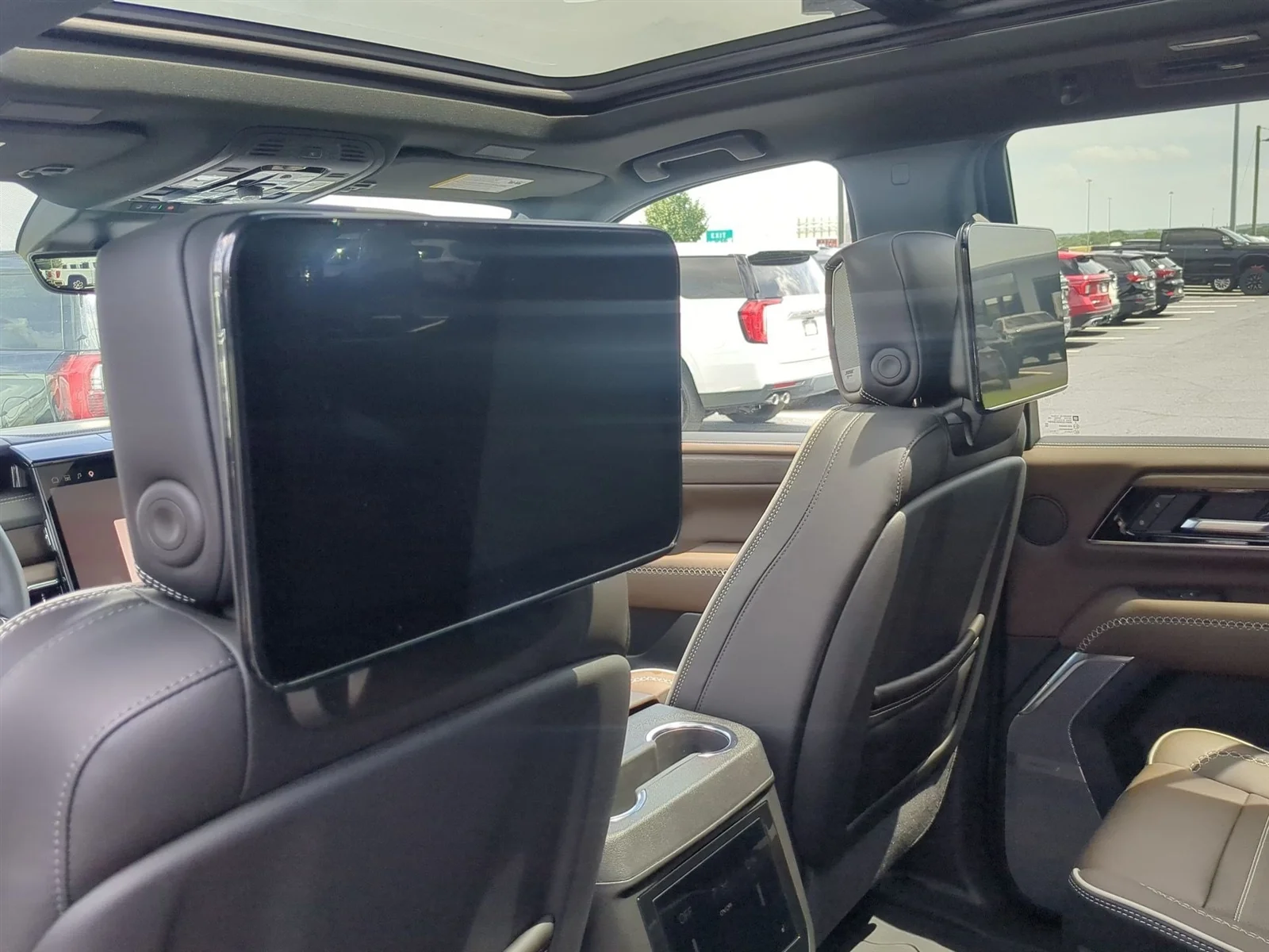 Used 2026 Sterling Metallic GMC Denali Ultimate image 22