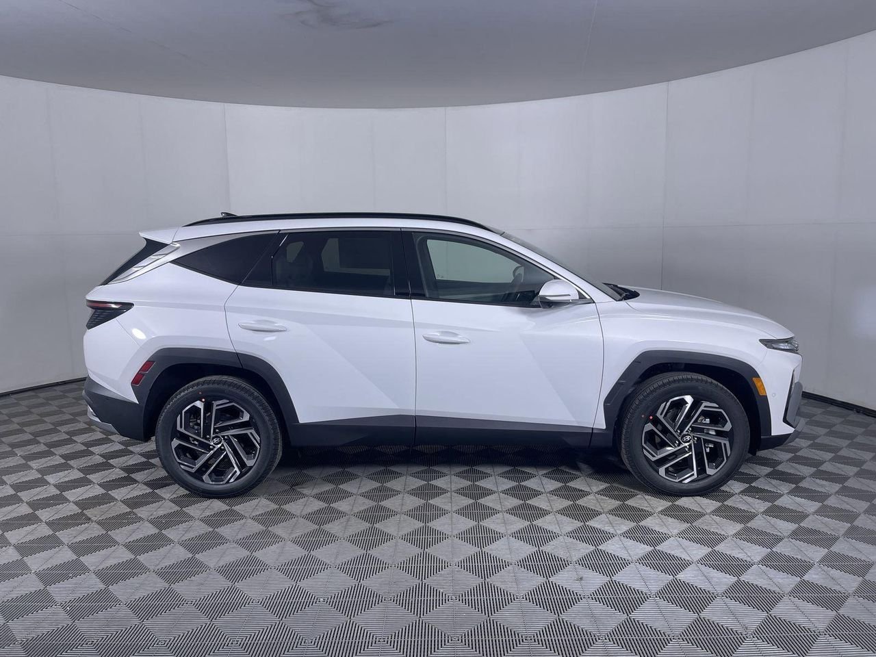 New 2026 Serenity White Pearl Hyundai Limited AWD image 4