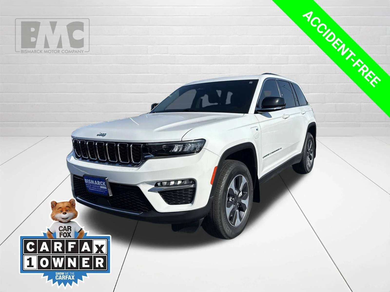 Used 2022 White Jeep 4xe image 1