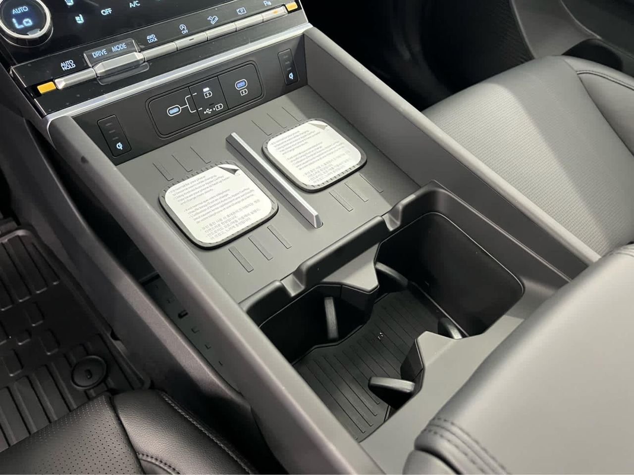 New 2026 Ecotronic Gray Hyundai Limited AWD image 18