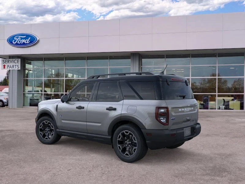 New 2026 Carbonized Gray Metallic Ford Outer Banks® image 27