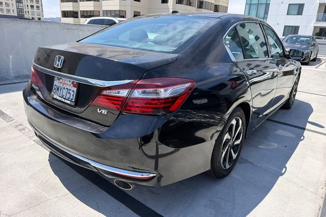 Used 2016 Crystal Black Pearl Honda EX-L image 7