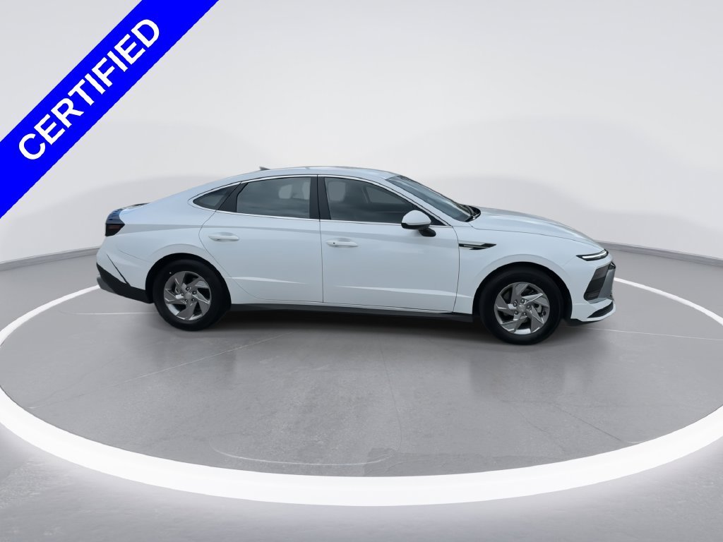 2026 Hyundai Sonata SE - Photo 9