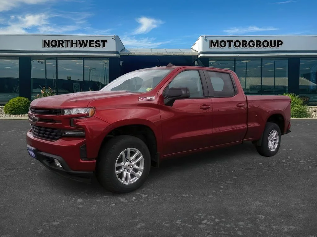 Used 2022 Cherry Red Tintcoat Chevrolet RST image 25