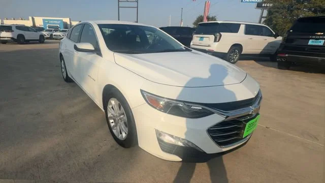 Used 2024 Chevrolet Malibu 1LT with VIN 1G1ZD5ST5RF221340 for sale in Seguin, TX
